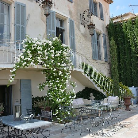 Le Petit Chateau Châteauneuf-de-Gadagne 외부 사진